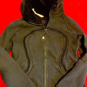 Lulu lemon zip jacket